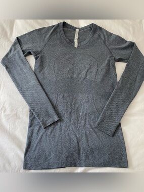 Lululemon Swiftly Tech Long Sleeve